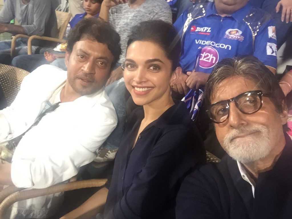 Deepika Padukone ,amitabh Bachchan And Irrfan Khan Selfie Pics