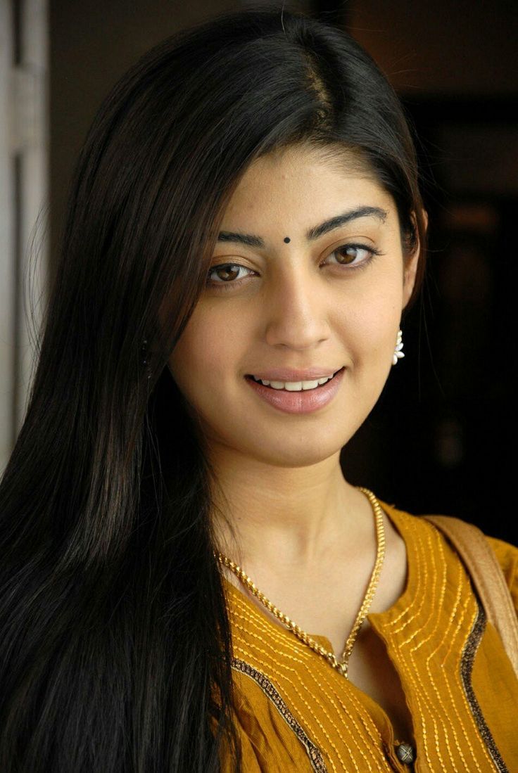 736px x 1099px - Pranitha Subhash Latest Pictures And HD Wallpapers - IndiaWords.com