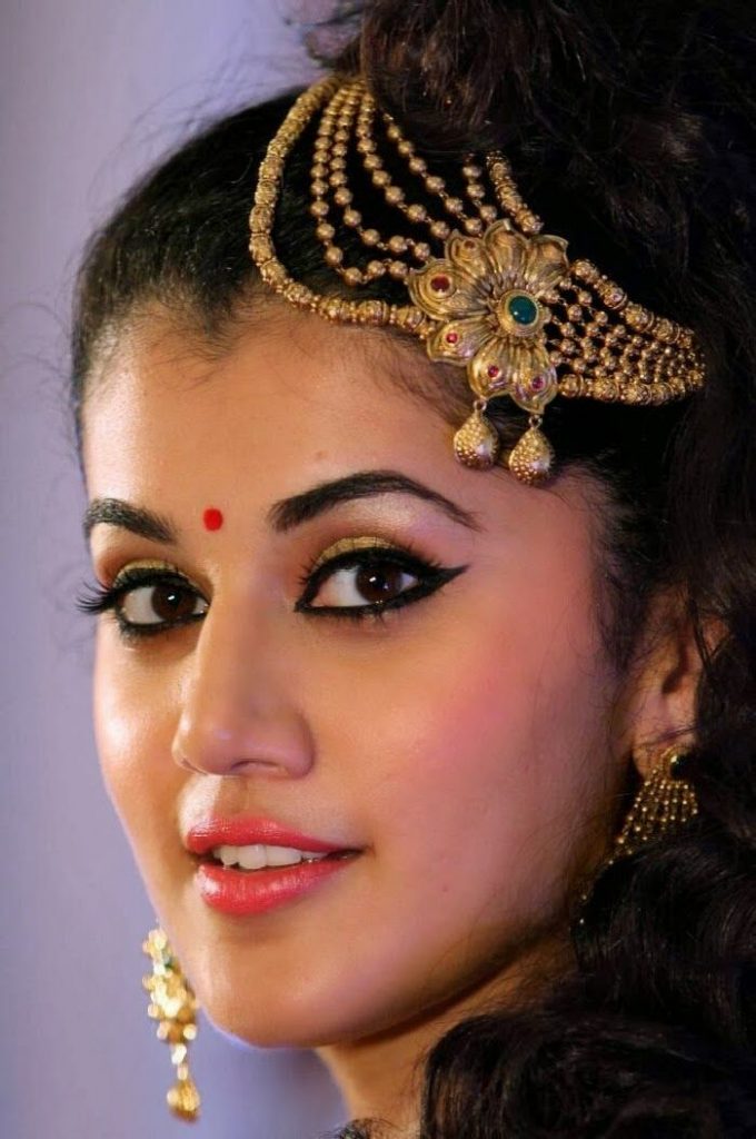 Close Up Face Still Of Taapsee Pannu