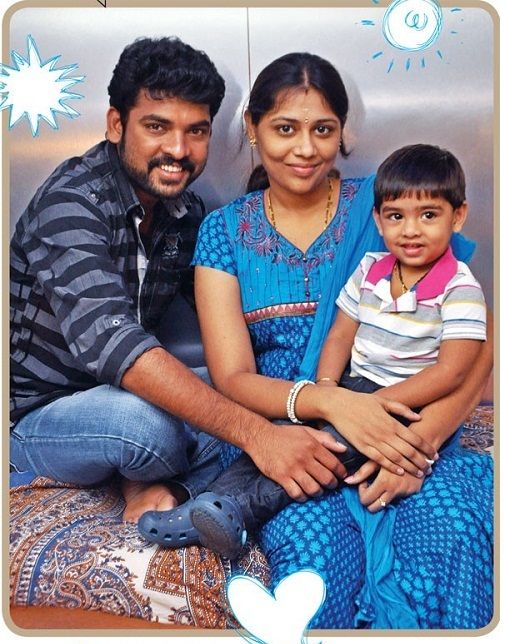 Cute Family Smiling Photos Of Vimal