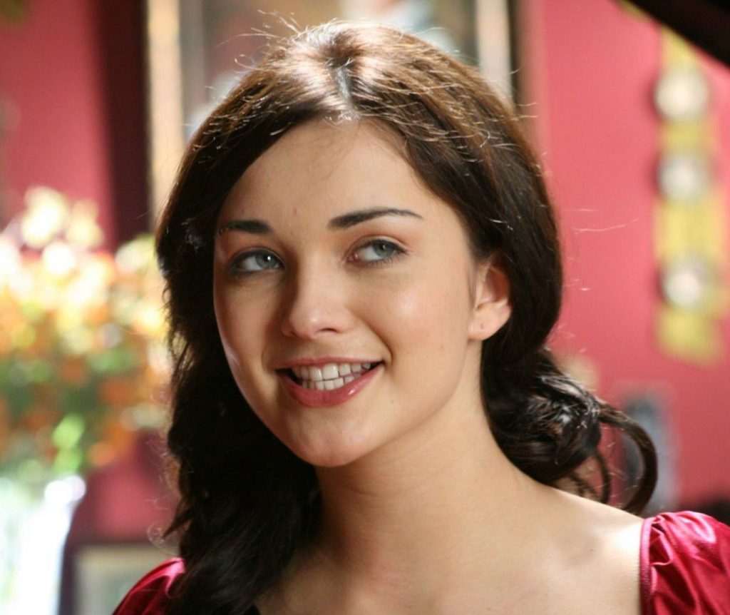 Cute Picture Of Amy Jackson