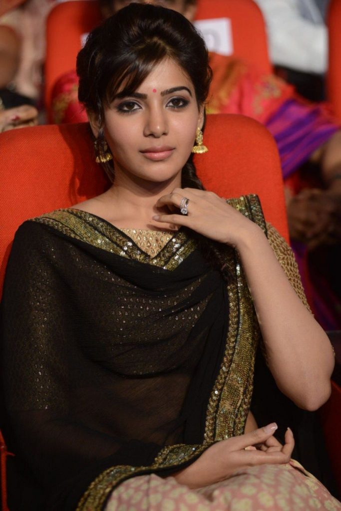 Dazzling Look And Nice Black Dress Pics Of Samantha