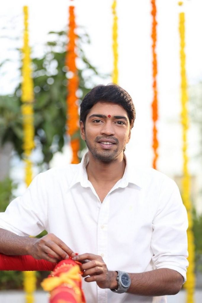 Formal Dress And Handsome Look Picture Of Allari Naresh