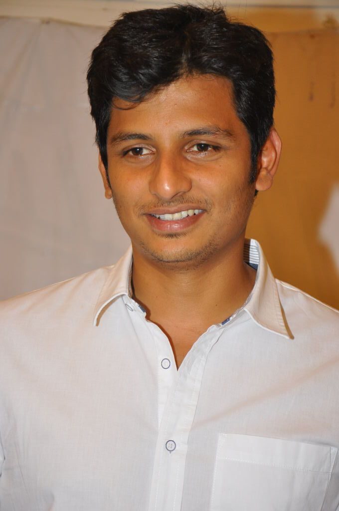 Hot And Romantic Smile Picture Of Jiiva