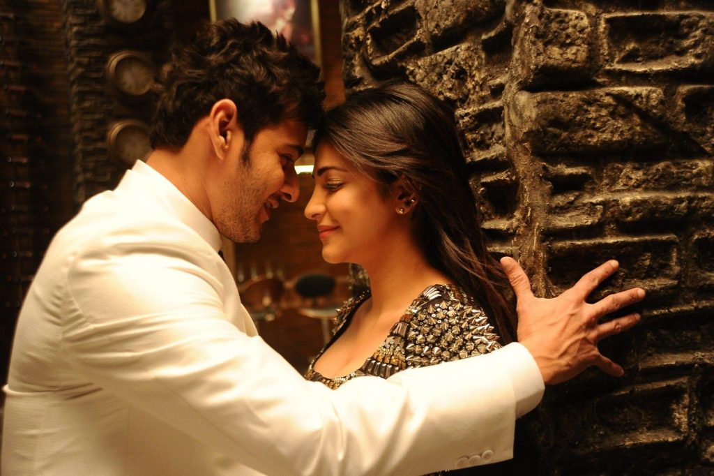 Mahesh Babu And Shruthi Haasan Romantic Movie Still
