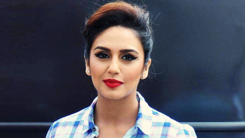Nice Look Picture Of Huma Qureshi