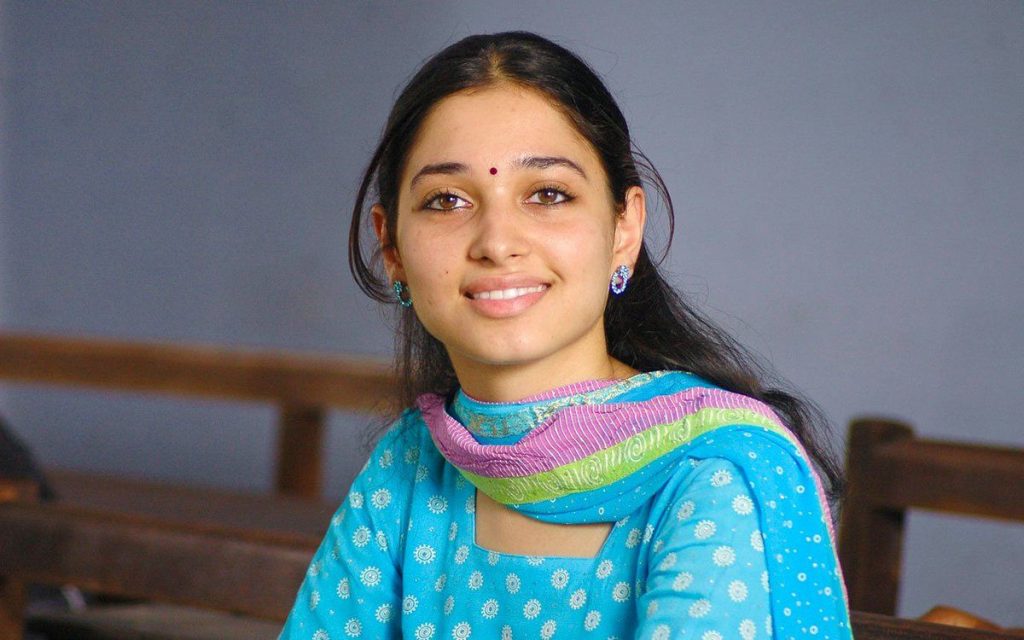 Young Movie Pics Of Tamannaah