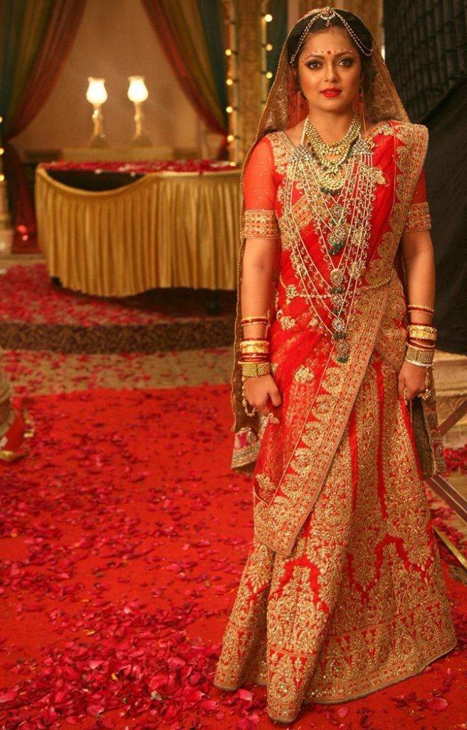 Beautiful Traditional Dress Pics Of Drashti Dhami