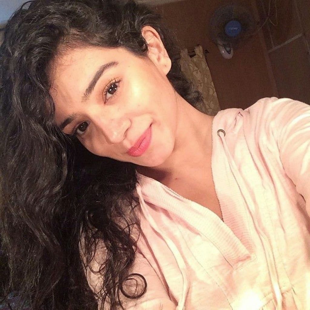 Cute Smile Selfie Of Sukirti Kandpal