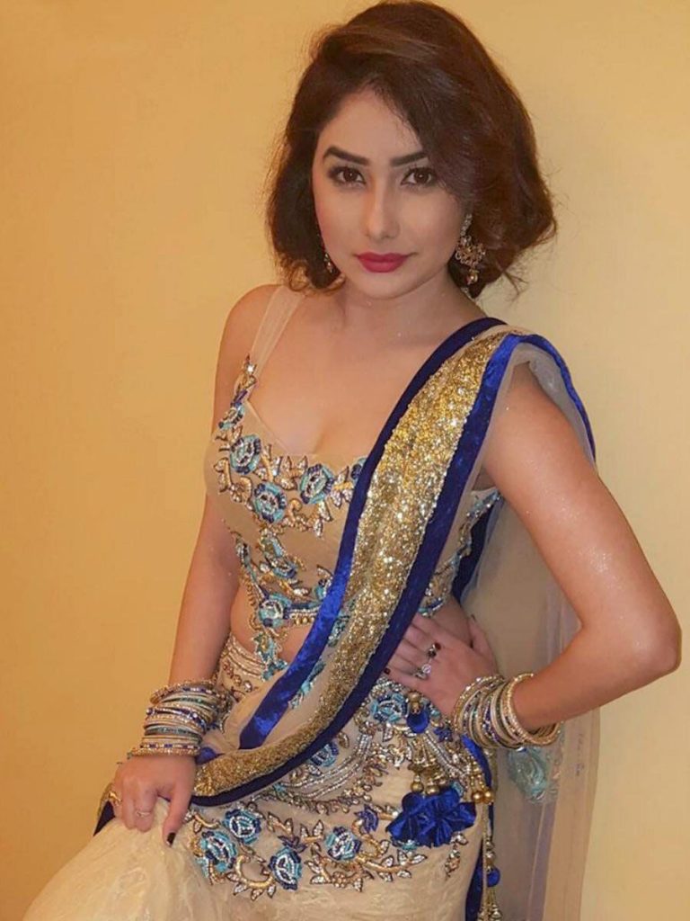 Hot Style Image Of Leena Jumani