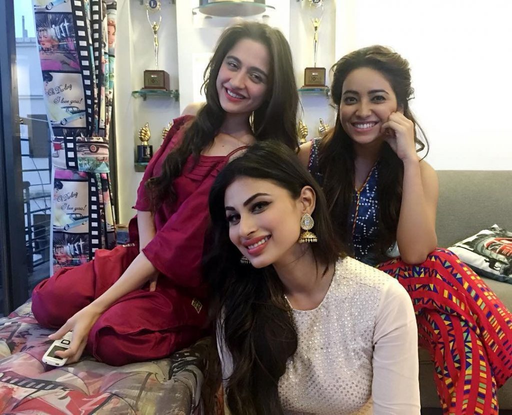 Mouni Roy,Asha Negi And Sanjeeda Shaikh Cute Smiling Pics