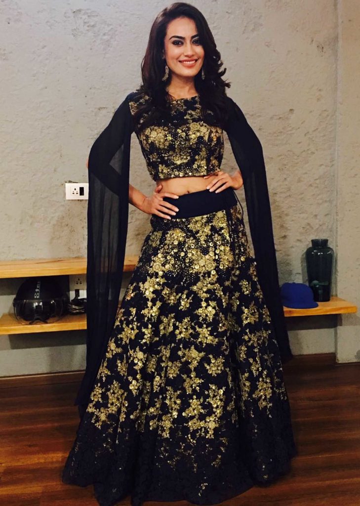 Stunning Dress Pics Of Surbhi Jyoti