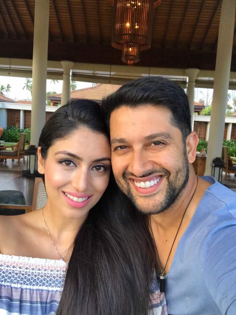 Aftab Shivdasani With His Wife Selfie