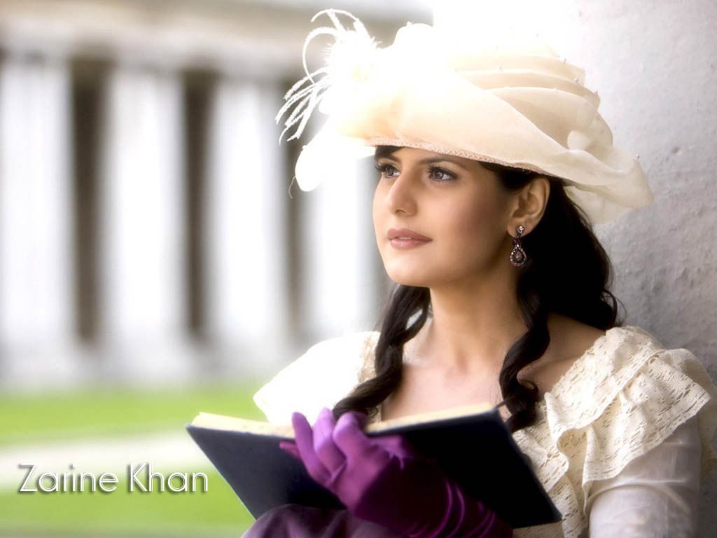 Beautiful Pics Of Zareen Khan