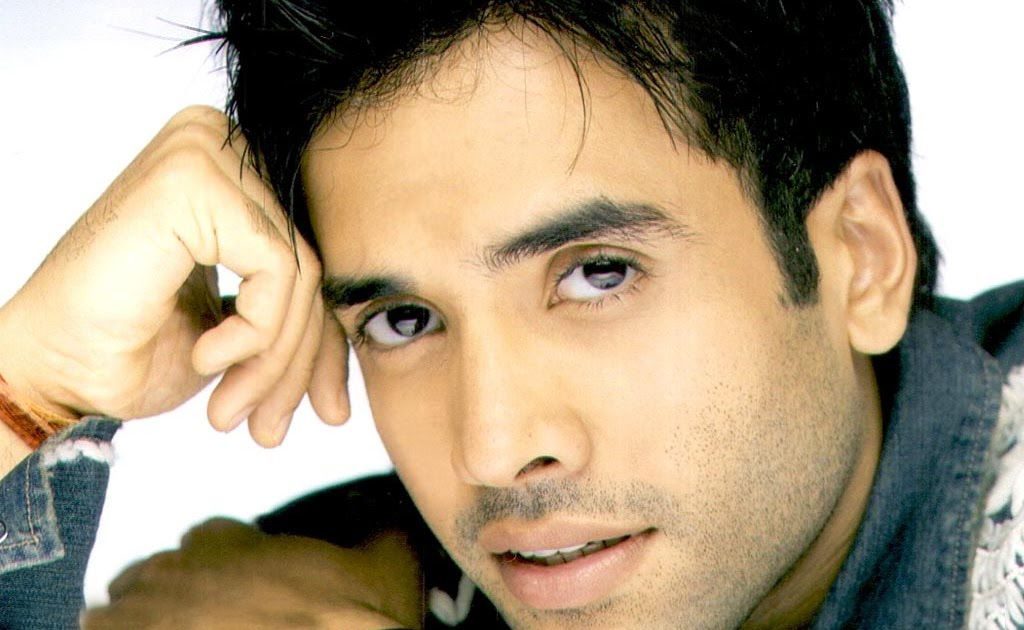 Young Hd Wallpapers Of Tusshar Kapoor