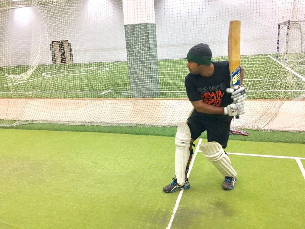 Nivin Pauly In Cricket Practice Session
