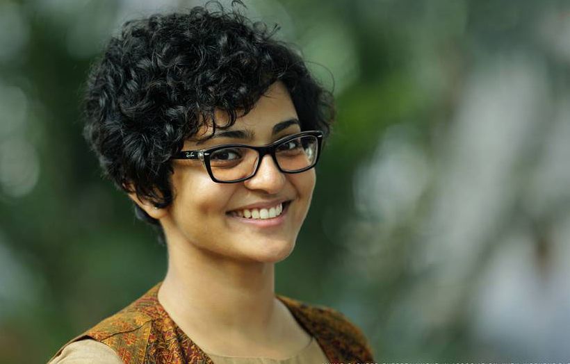 Parvathy Cute Smiling Pics