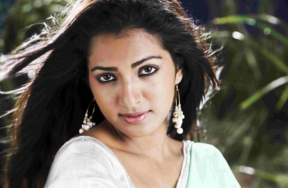 Parvathy Hot And Spicy Look Image