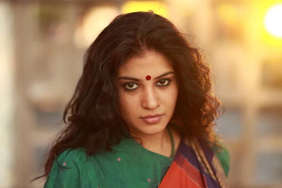 Sshivada Spicy Look Images